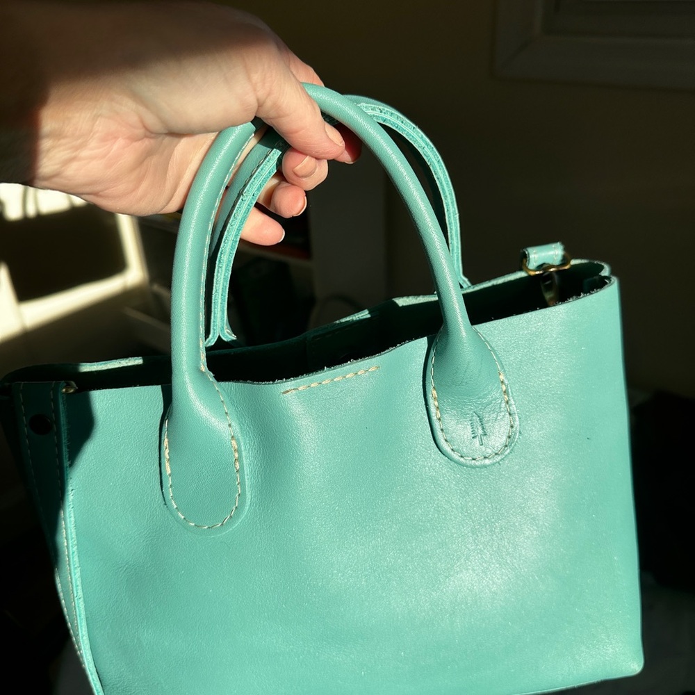 Amazing Portland leather large Raindrop